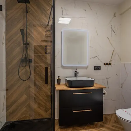 Apart-invest Latte Lejlighed